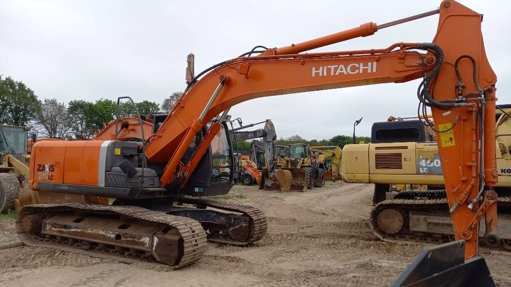 Hitachi ZX 210 LC-3 - حفارات زحافة: صور 3 Hitachi ZX 210 LC-3 - حفارات زحافة: صور 3