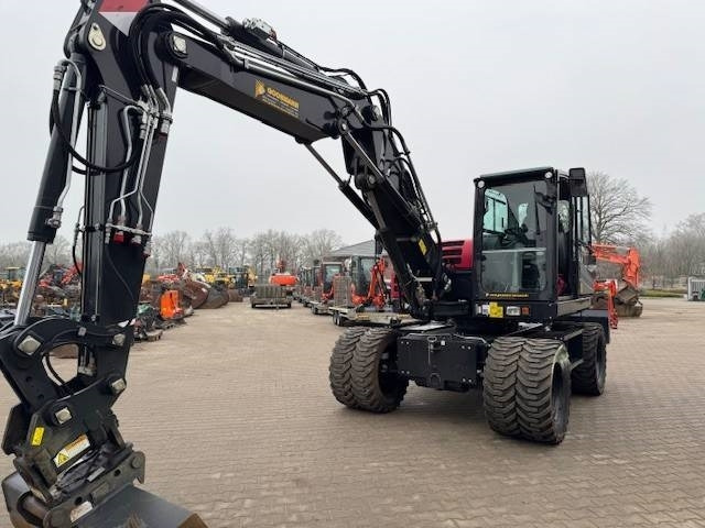 Yanmar B 110 W - حفارة على عجلات: صور 2 Yanmar B 110 W - حفارة على عجلات: صور 2