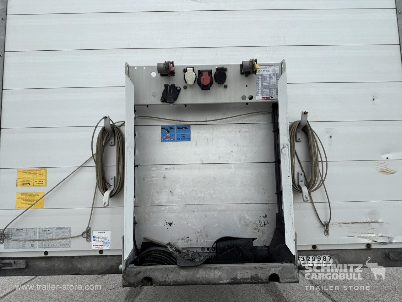 SCHMITZ Curtainsider Standard - الخيمة نصف مقطورة: صور 4 SCHMITZ Curtainsider Standard - الخيمة نصف مقطورة: صور 4