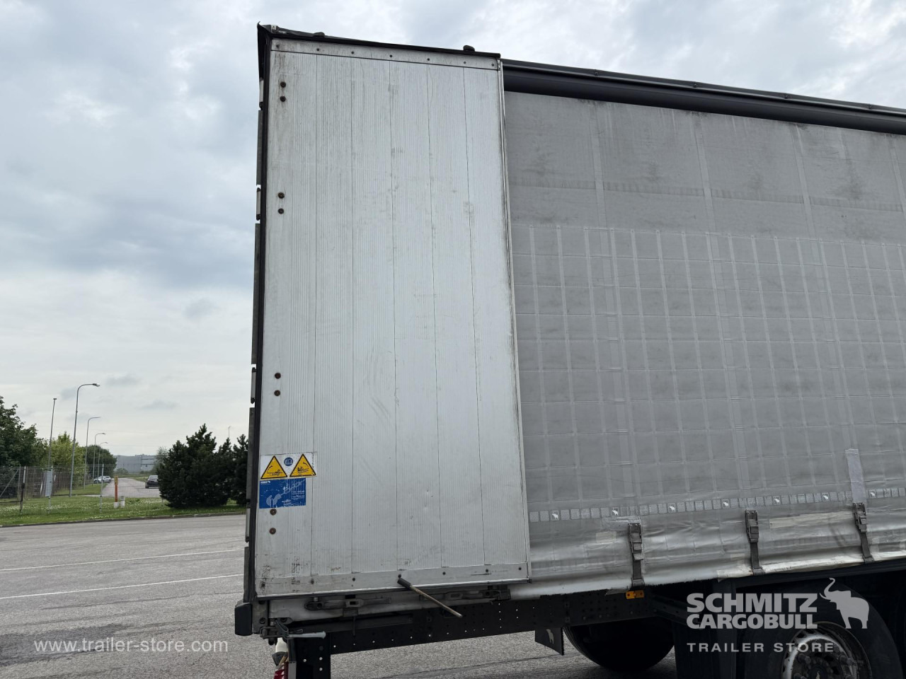 SCHMITZ Curtainsider Standard - الخيمة نصف مقطورة: صور 3 SCHMITZ Curtainsider Standard - الخيمة نصف مقطورة: صور 3