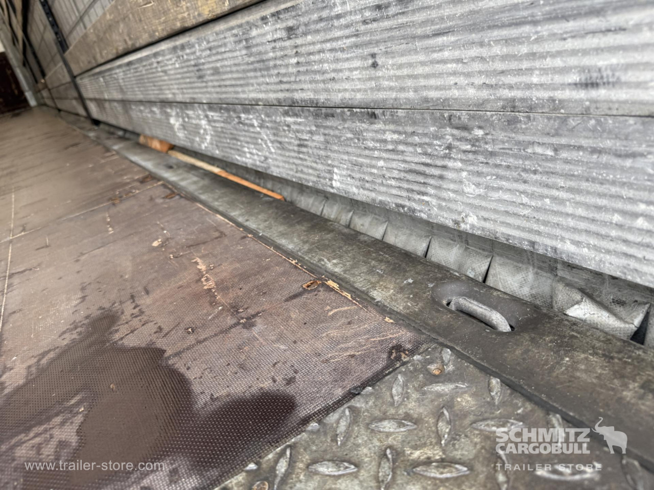 SCHMITZ Curtainsider Standard - الخيمة نصف مقطورة: صور 2 SCHMITZ Curtainsider Standard - الخيمة نصف مقطورة: صور 2