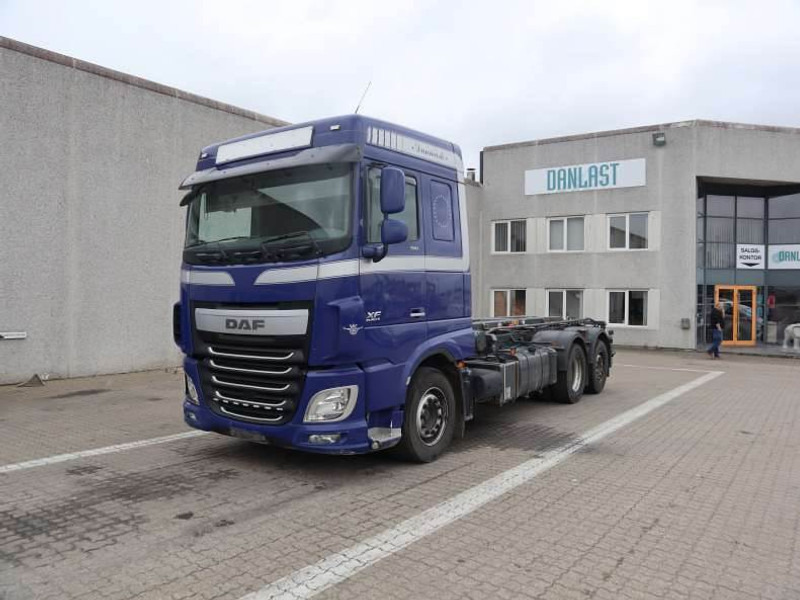 DAF XF 510 FAN EURO 6 - شاحنة - نظام الكابلات: صور 1 DAF XF 510 FAN EURO 6 - شاحنة - نظام الكابلات: صور 1