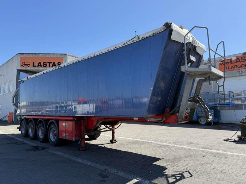 KEL-BERG Tipper w/blow & suction / Kipper mit Saug- & Blas - قلابة نصف مقطورة: صور 1 KEL-BERG Tipper w/blow & suction / Kipper mit Saug- & Blas - قلابة نصف مقطورة: صور 1