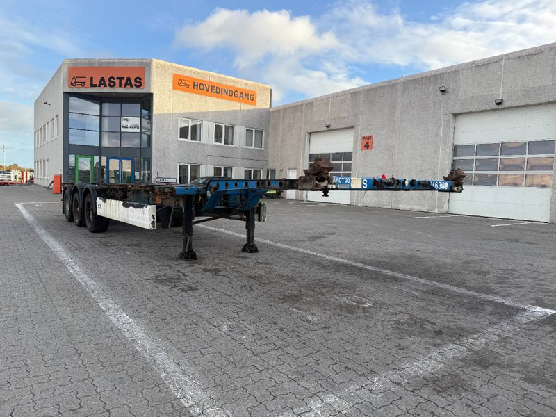 Krone Container chassis / Container-Fahrgestell / - شاحنات الحاويات / جسم علوي قابل للتغيير نصف مقطورة: صور 1 Krone Container chassis / Container-Fahrgestell / - شاحنات الحاويات / جسم علوي قابل للتغيير نصف مقطورة: صور 1