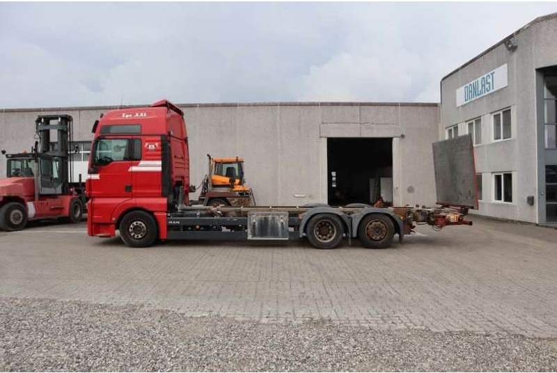 MAN TGX 26.440 EURO 6 - شاحنات الحاويات / جسم علوي قابل للتغيير شاحنة: صور 5 MAN TGX 26.440 EURO 6 - شاحنات الحاويات / جسم علوي قابل للتغيير شاحنة: صور 5