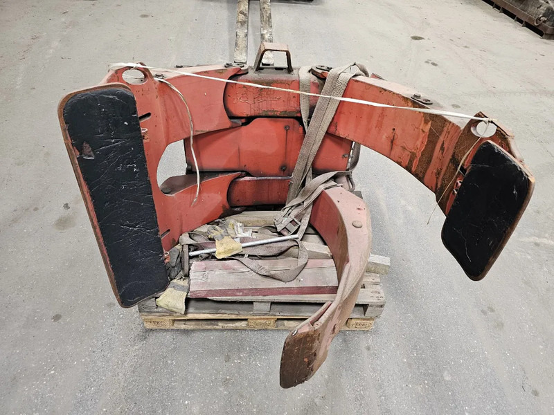 Auramo RA-30RJ-15 - مخلبي: صور 1 Auramo RA-30RJ-15 - مخلبي: صور 1