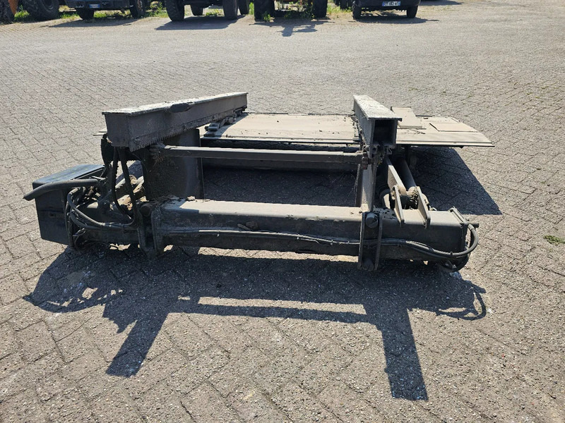 هيكل السيارة الخارجية - شاحنة Dhollandia 2500KG: صور 8 هيكل السيارة الخارجية - شاحنة Dhollandia 2500KG: صور 8