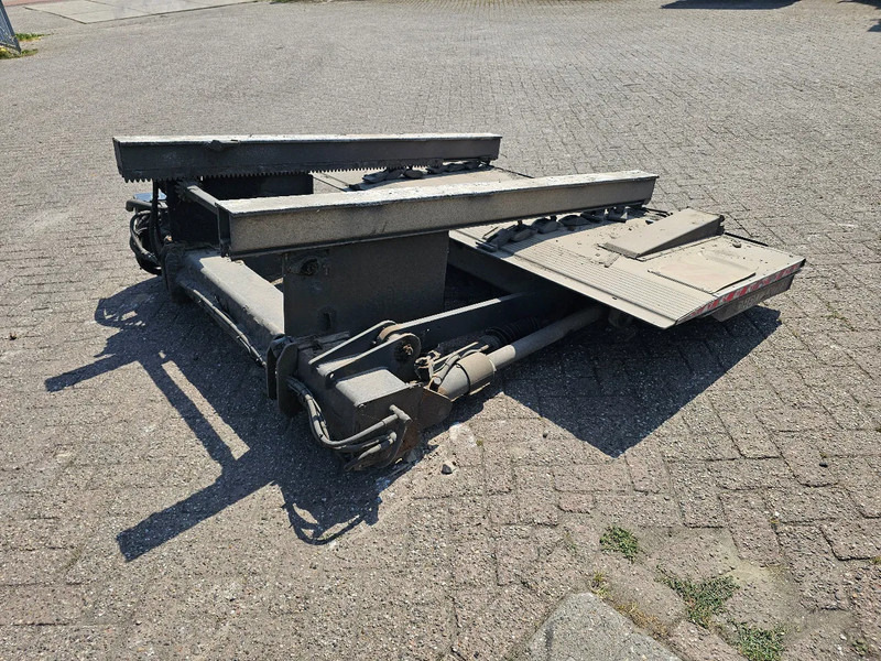 هيكل السيارة الخارجية - شاحنة Dhollandia 2500KG: صور 7 هيكل السيارة الخارجية - شاحنة Dhollandia 2500KG: صور 7