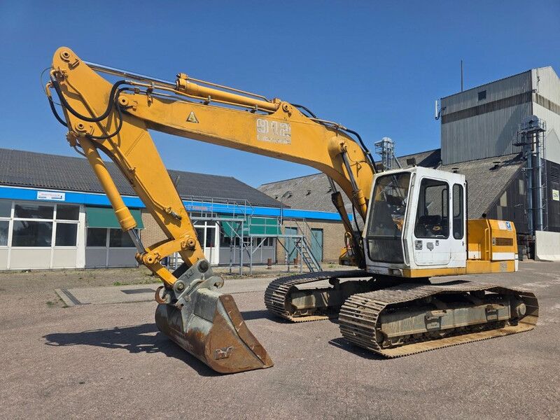 Liebherr R 912 LC crawler excavator Liebherr R912LC Graafmachine – Rupsgraafmachine - حفارات زحافة: صور 1 Liebherr R 912 LC crawler excavator Liebherr R912LC Graafmachine – Rupsgraafmachine - حفارات زحافة: صور 1