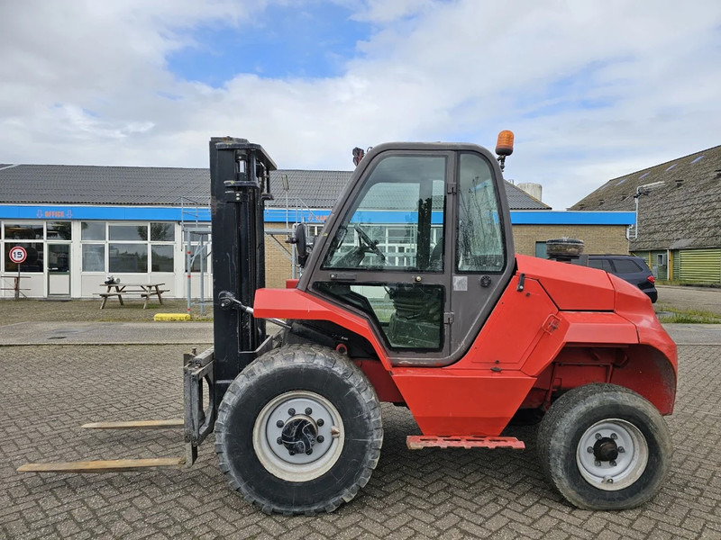 Manitou M 30-2 4ST3B - شاحنات الطرق الوعرة: صور 1 Manitou M 30-2 4ST3B - شاحنات الطرق الوعرة: صور 1