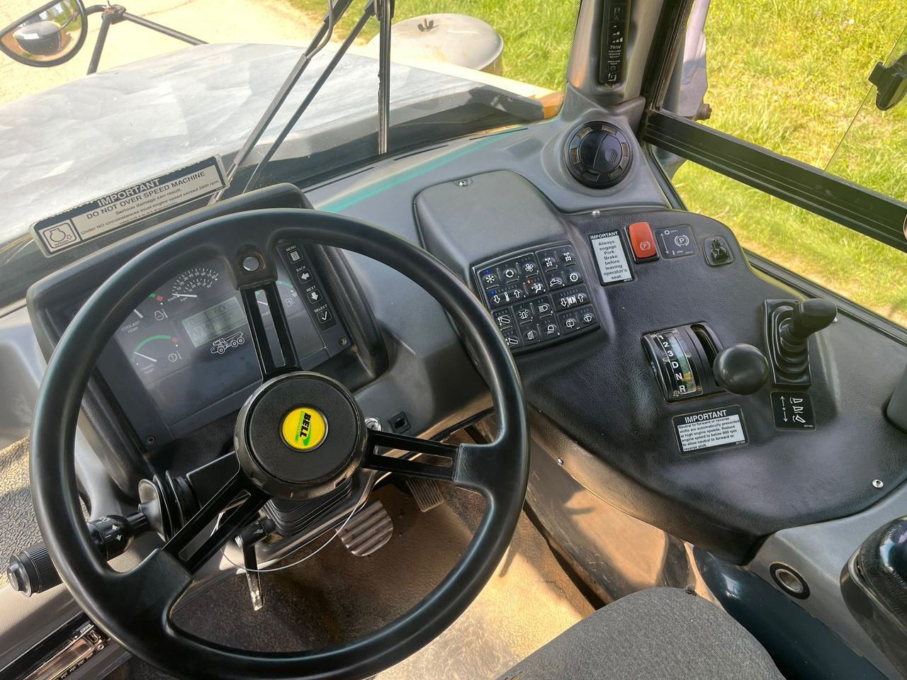 قلابة شاحنة BELL ADT B 30 D: صور 15