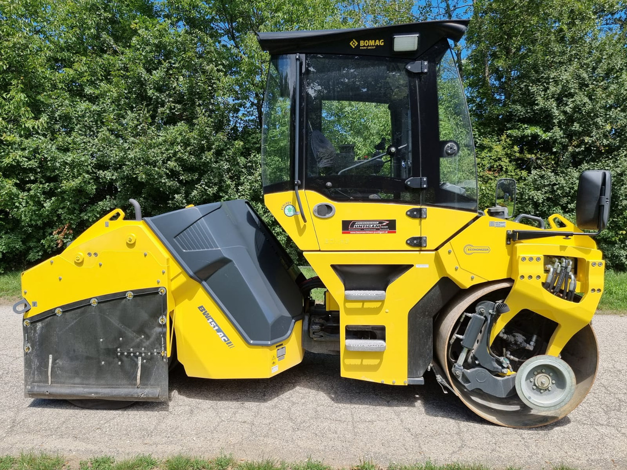 BOMAG BW 151 AC-5 - مدحلة: صور 2 BOMAG BW 151 AC-5 - مدحلة: صور 2