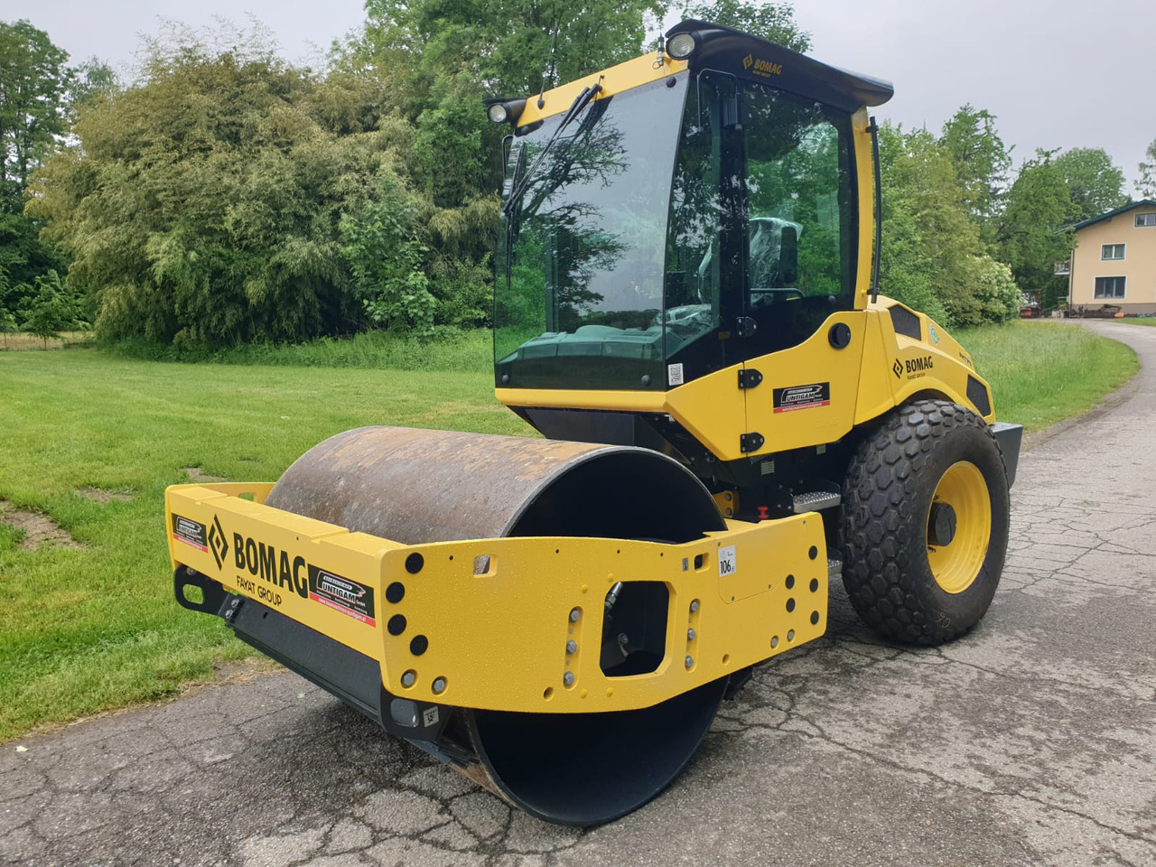 BOMAG BW 177 D-5 PL - مدحلة الأسفلت: صور 3 BOMAG BW 177 D-5 PL - مدحلة الأسفلت: صور 3