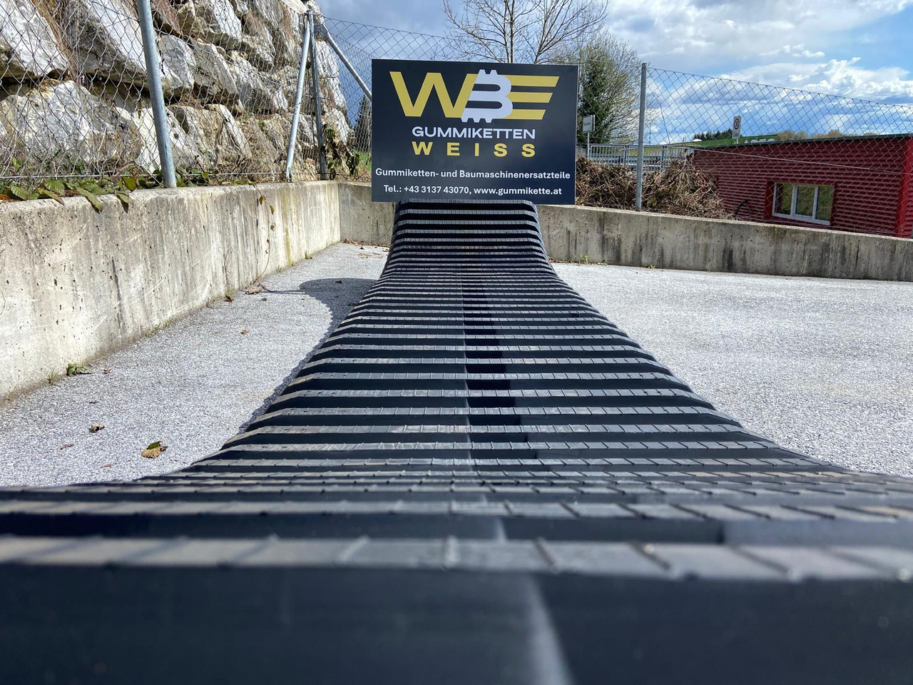 Gummikette Marooka MST 1500 VDR - قطع غيار عامة - عربات نقل قلابة مجنزرة: صور 3 Gummikette Marooka MST 1500 VDR - قطع غيار عامة - عربات نقل قلابة مجنزرة: صور 3