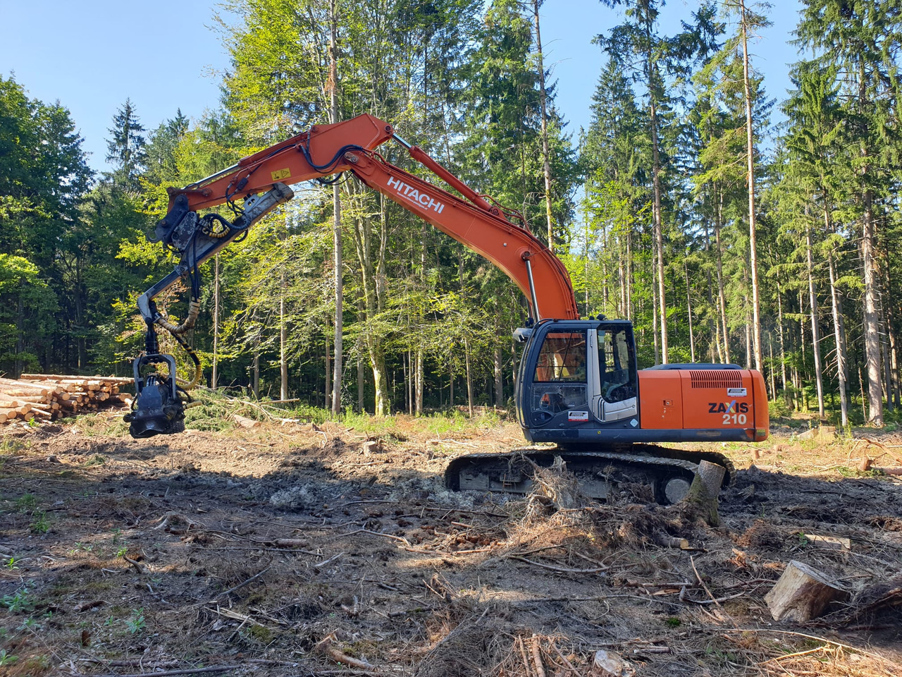 HITACHI ZX 210-3 with Kesla 25 RH - حفارات زحافة: صور 1 HITACHI ZX 210-3 with Kesla 25 RH - حفارات زحافة: صور 1