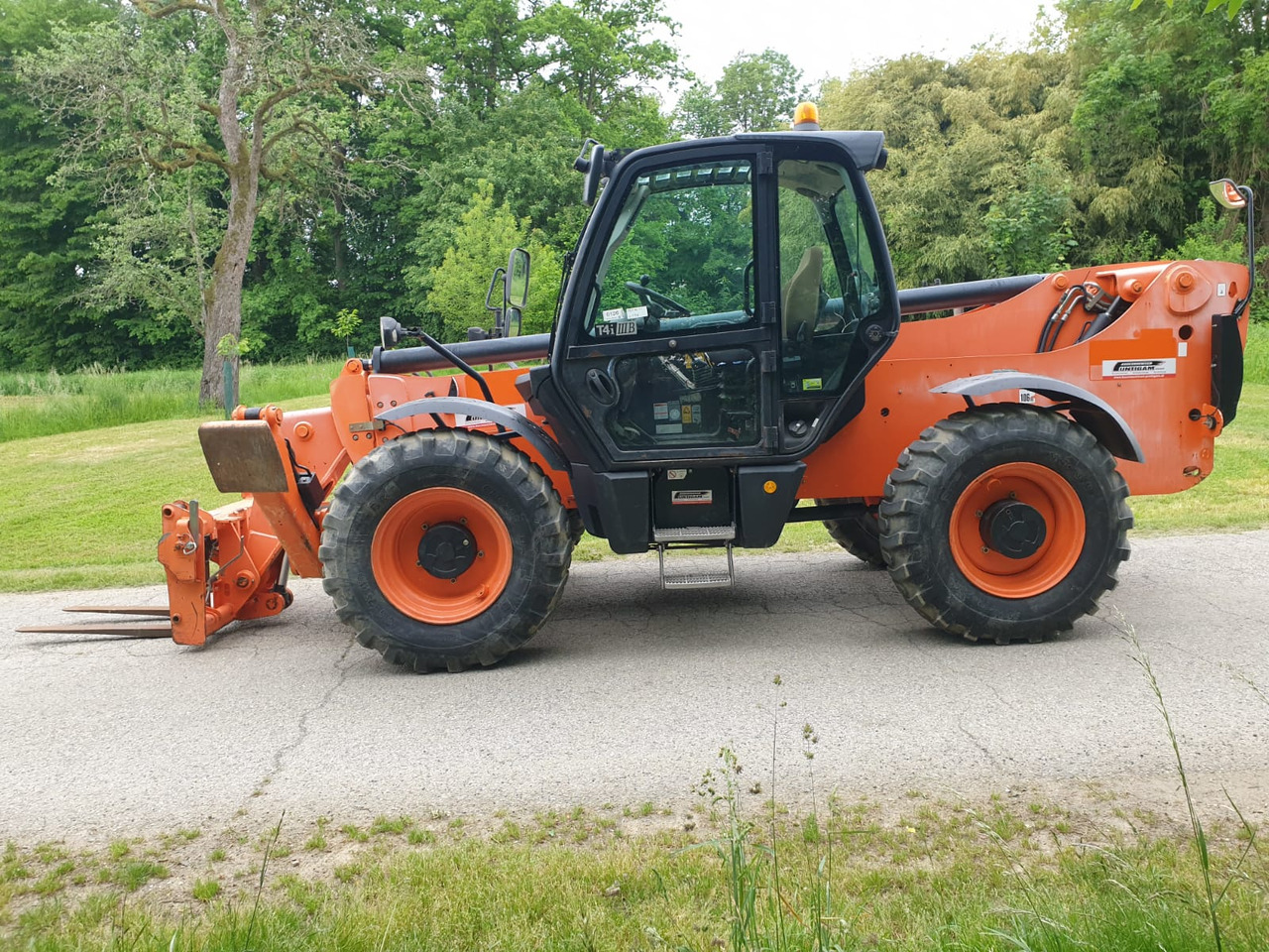 JCB 540-140 - رافعة تلسكوبية: صور 1 JCB 540-140 - رافعة تلسكوبية: صور 1