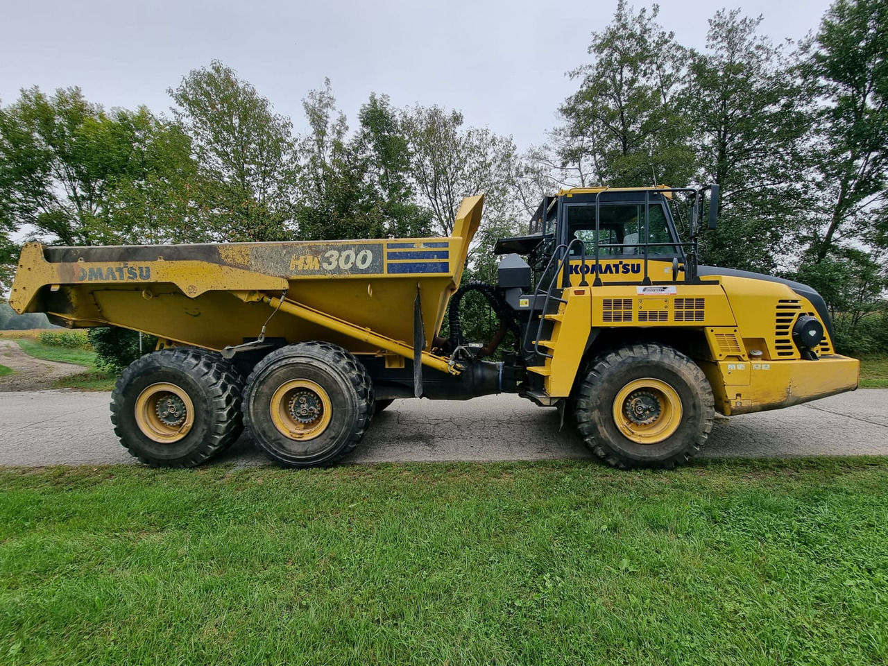 KOMATSU HM 300-5EO - شاحنة قلابة للمحاجر: صور 2 KOMATSU HM 300-5EO - شاحنة قلابة للمحاجر: صور 2