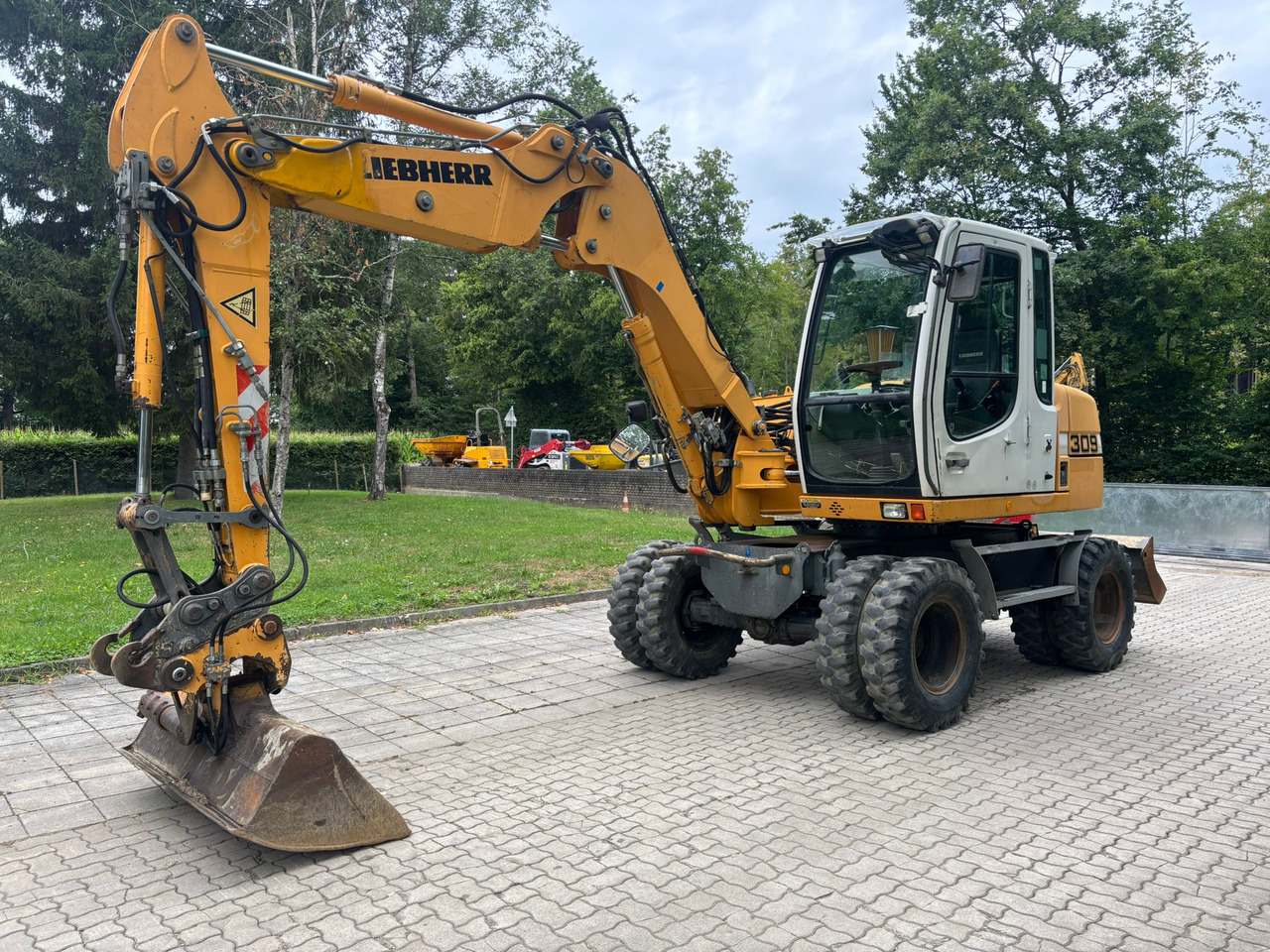 LIEBHERR A 309 Litronic - حفارة على عجلات: صور 3 LIEBHERR A 309 Litronic - حفارة على عجلات: صور 3