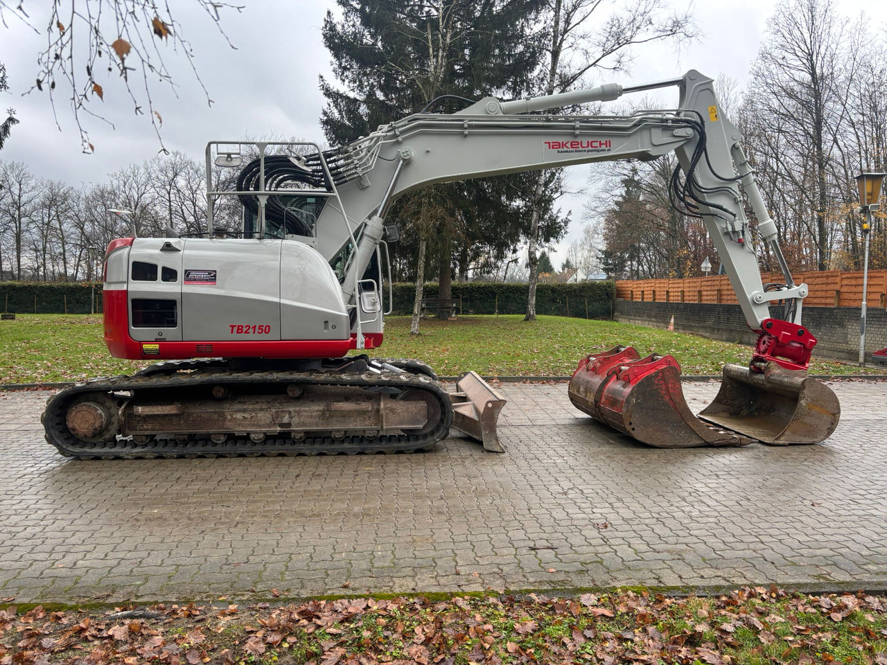 TAKEUCHI TB 2150 R - حفارات زحافة: صور 2 TAKEUCHI TB 2150 R - حفارات زحافة: صور 2