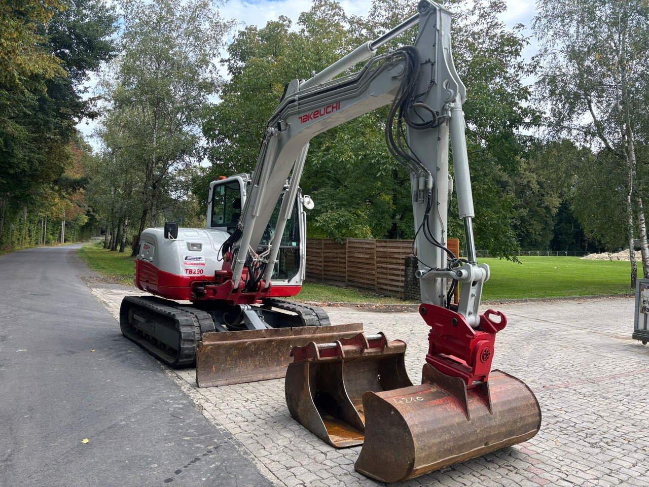 TAKEUCHI TB 290 - حفارة مصغرة: صور 4 TAKEUCHI TB 290 - حفارة مصغرة: صور 4