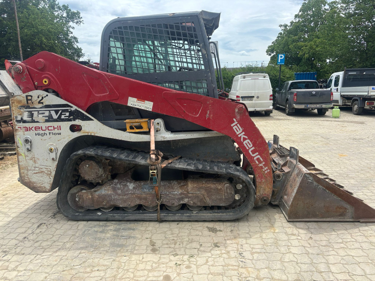 Takeuchi TL 12 V-2 - Engine defektive - شيول صغير: صور 2 Takeuchi TL 12 V-2 - Engine defektive - شيول صغير: صور 2