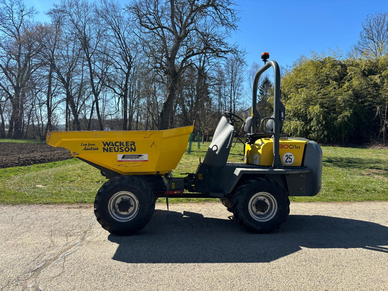 WACKER NEUSON 3001 - شاحنة قلابة صغيرة: صور 1 WACKER NEUSON 3001 - شاحنة قلابة صغيرة: صور 1