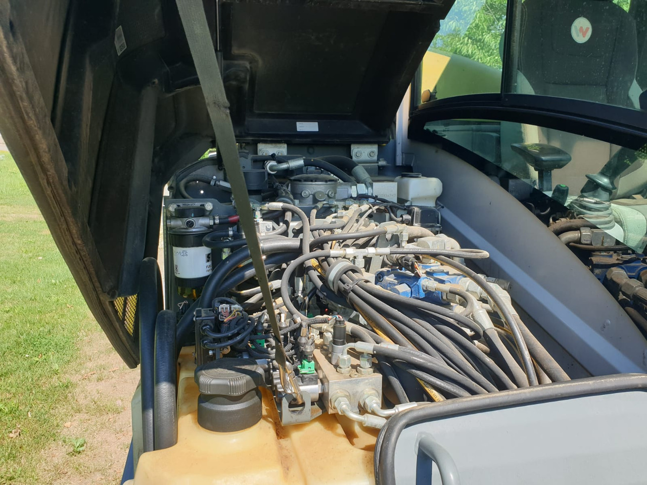 حفارة على عجلات WACKER Neuson EW 65: صور 11