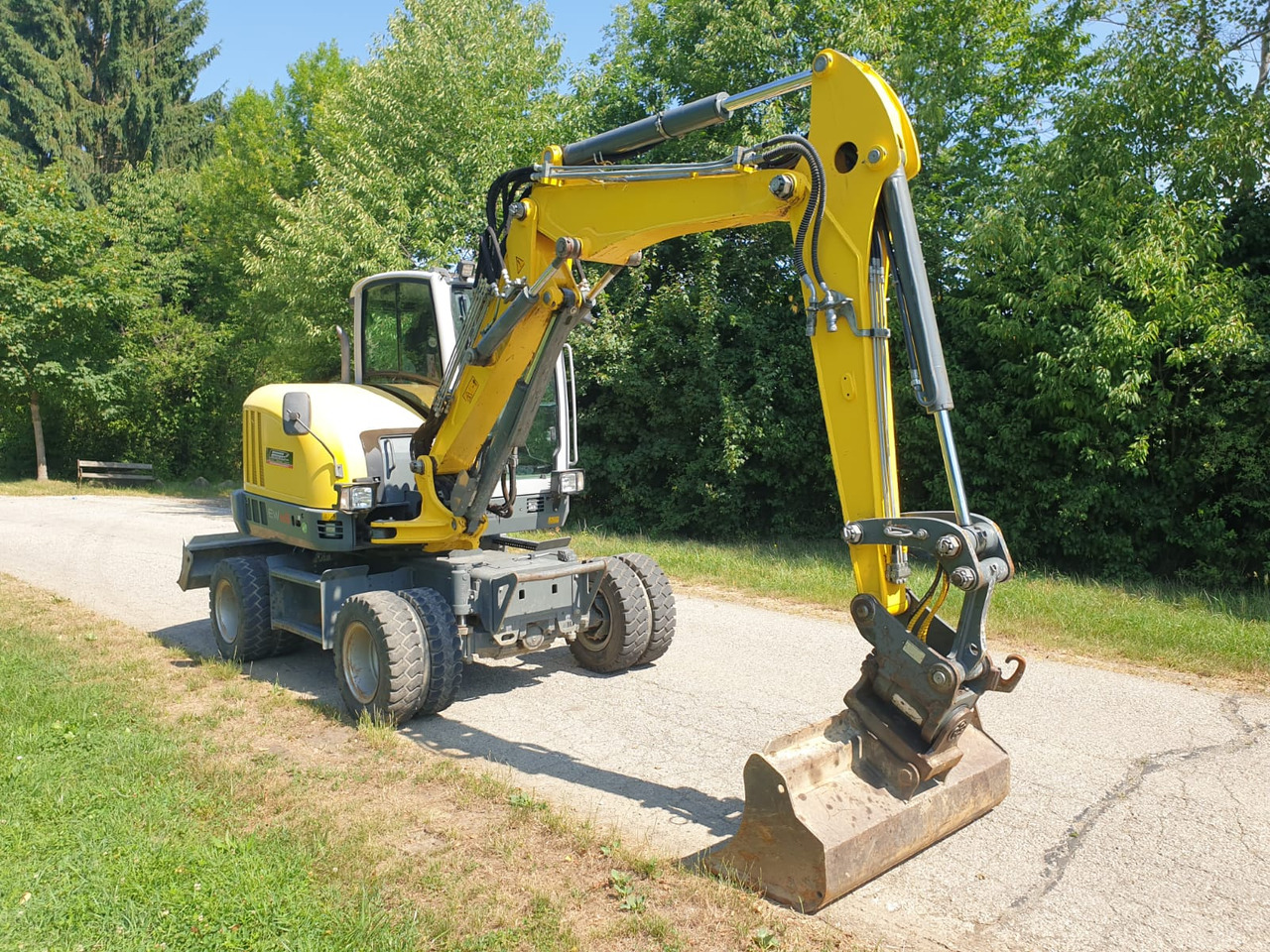 WACKER Neuson EW 65 - حفارة على عجلات: صور 4 WACKER Neuson EW 65 - حفارة على عجلات: صور 4