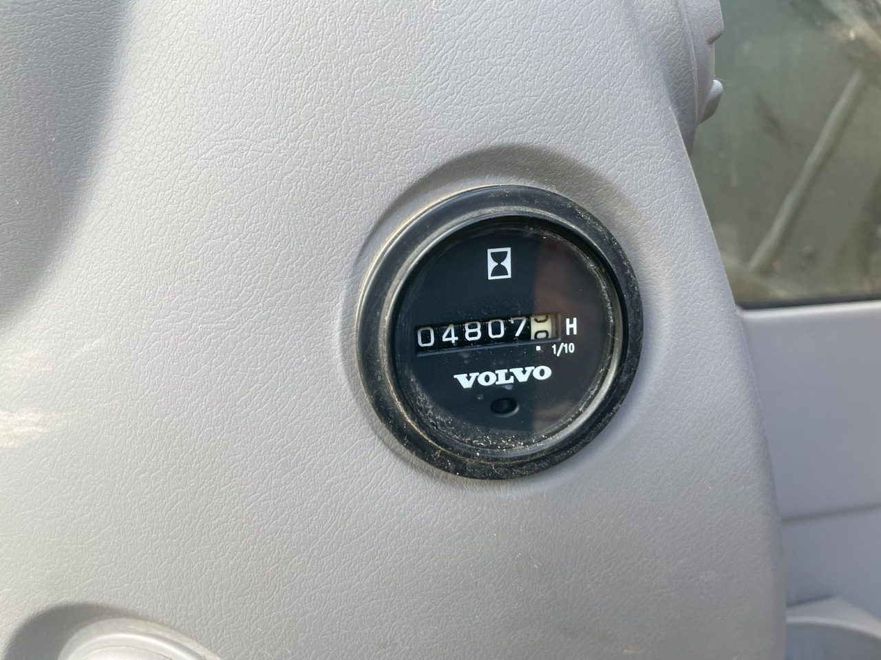 VOLVO ECR145D - حفارات زحافة: صور 4 VOLVO ECR145D - حفارات زحافة: صور 4