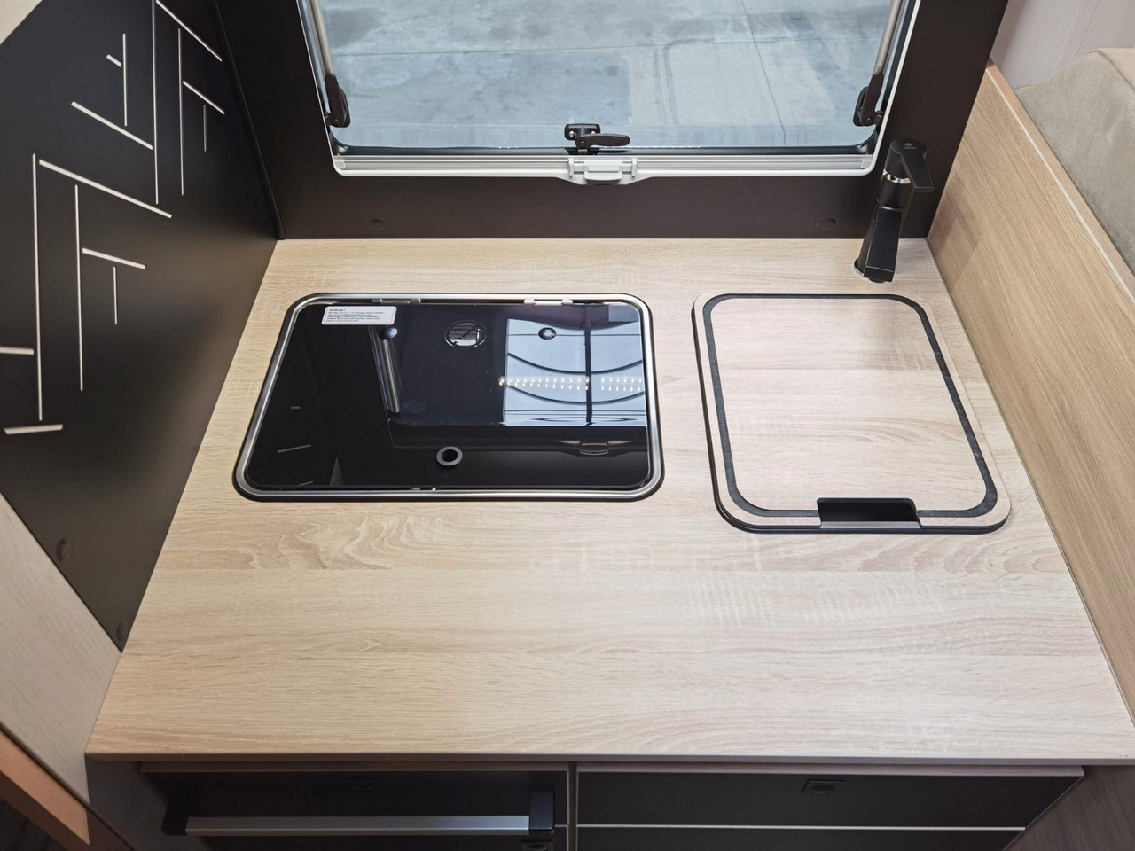 Chausson 724 ETAPE - LINE / 140PS /ZUBHÖR & CONNECT-PAKET إيجار Chausson 724 ETAPE - LINE / 140PS /ZUBHÖR & CONNECT-PAKET: صور 21