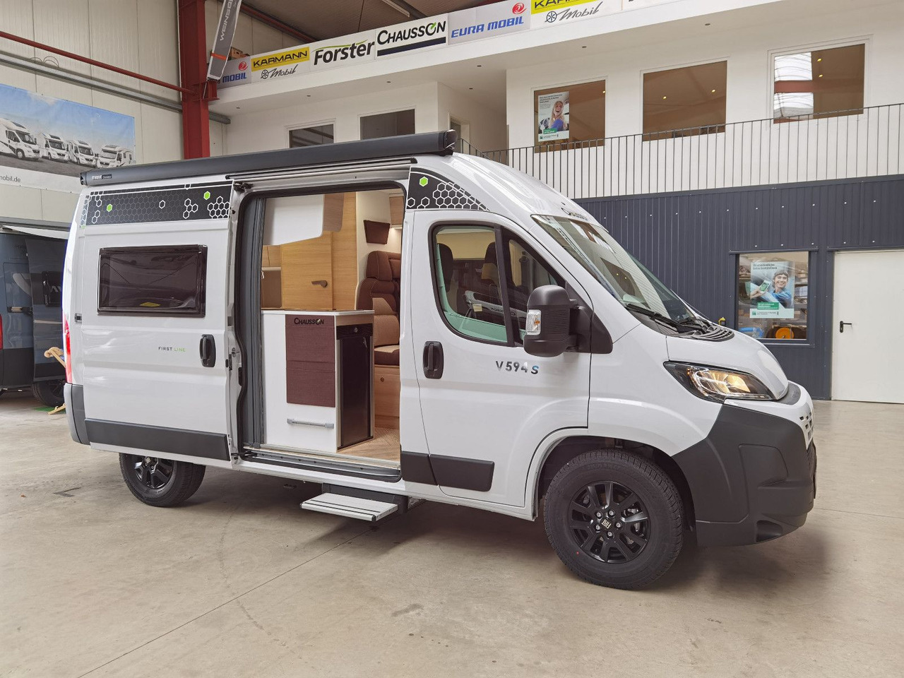 Chausson V594 S FIRST LINE / ZUBEHÖR & LOOK -PAKET/ 5.41M إيجار Chausson V594 S FIRST LINE / ZUBEHÖR & LOOK -PAKET/ 5.41M: صور 7