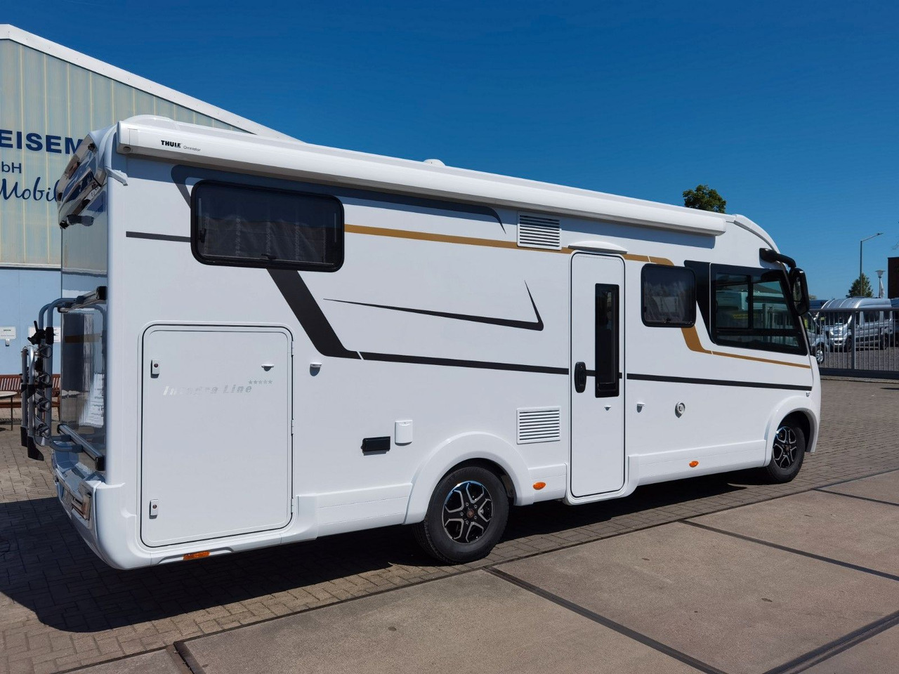 Eura Mobil INTEGRA LINE 720 EF / 180PS-9G 40H /EINZELBETTEN - موتر هوم متكامل: صور 4 Eura Mobil INTEGRA LINE 720 EF / 180PS-9G 40H /EINZELBETTEN - موتر هوم متكامل: صور 4
