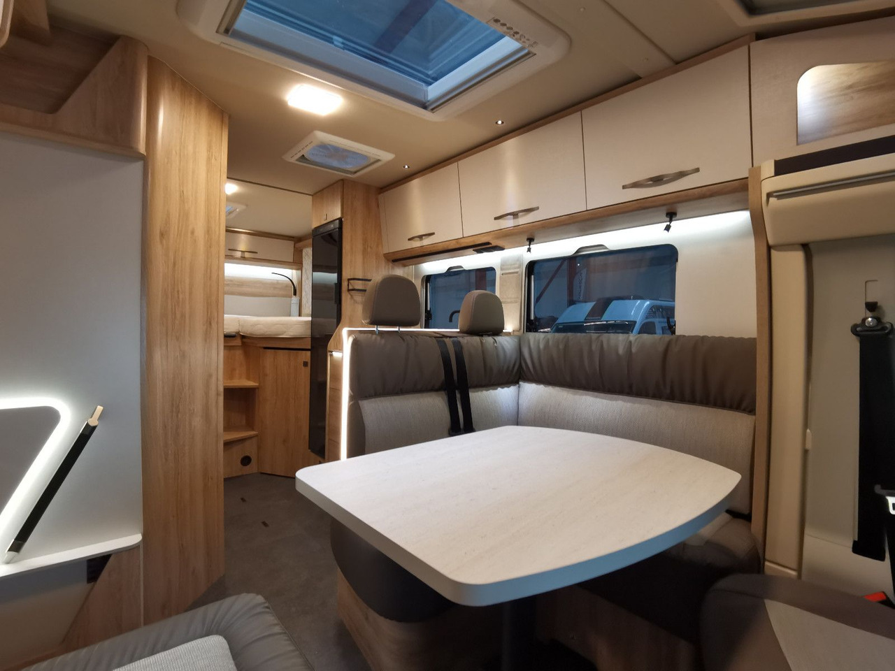 Eura Mobil PROFILA T 695 EB / 140PS/ MONDIAL / EINZELBETTEN إيجار Eura Mobil PROFILA T 695 EB / 140PS/ MONDIAL / EINZELBETTEN: صور 13