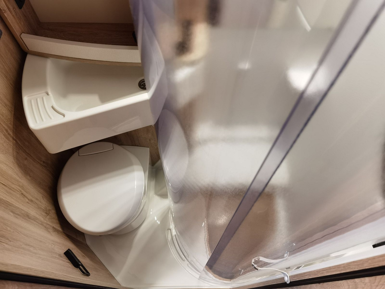 Eura Mobil PROFILA T 695 EB / 140PS/ MONDIAL / EINZELBETTEN إيجار Eura Mobil PROFILA T 695 EB / 140PS/ MONDIAL / EINZELBETTEN: صور 23