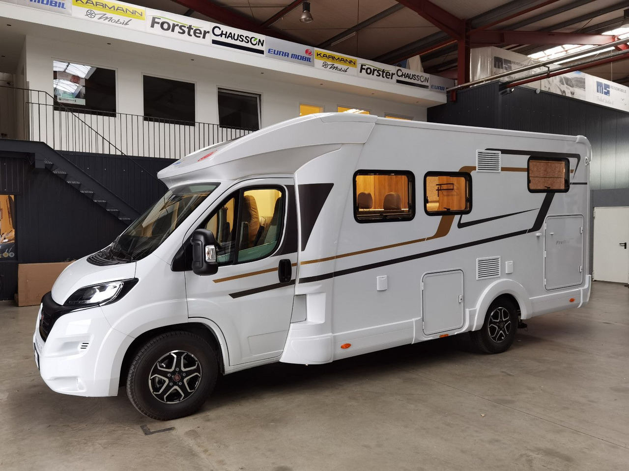 Eura Mobil PROFILA T 695 EB / 140PS/ MONDIAL / EINZELBETTEN إيجار Eura Mobil PROFILA T 695 EB / 140PS/ MONDIAL / EINZELBETTEN: صور 6