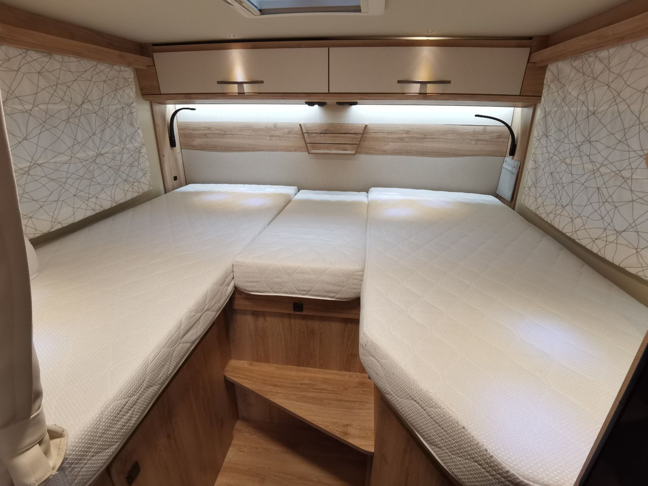 Eura Mobil PROFILA T 695 EB / 140PS/ MONDIAL / EINZELBETTEN إيجار Eura Mobil PROFILA T 695 EB / 140PS/ MONDIAL / EINZELBETTEN: صور 19