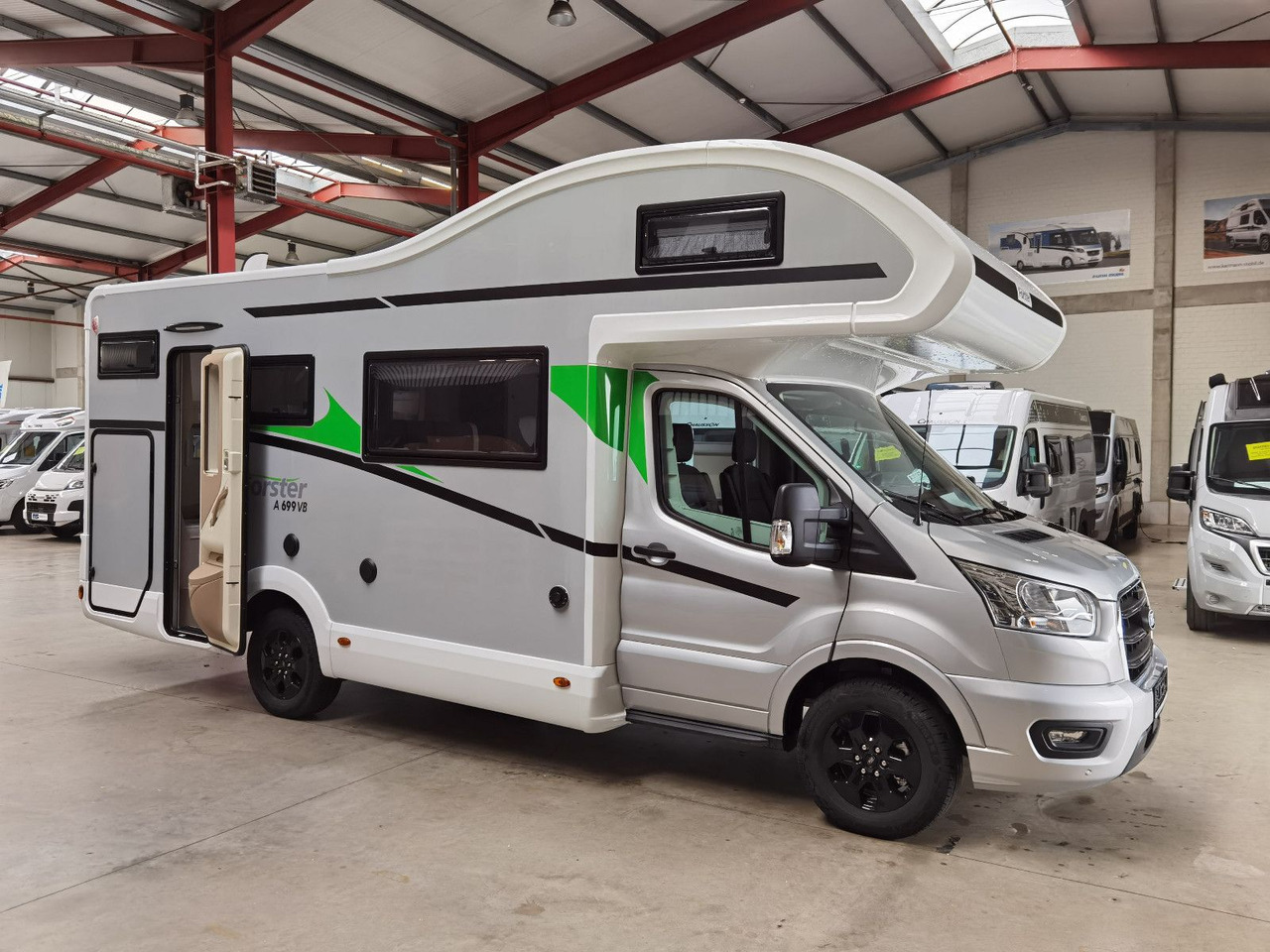 Forster A 699 VB / Modell 2026 / 165PS / ETAGENBETTEN - موتر هوم سقف عالي: صور 5 Forster A 699 VB / Modell 2026 / 165PS / ETAGENBETTEN - موتر هوم سقف عالي: صور 5