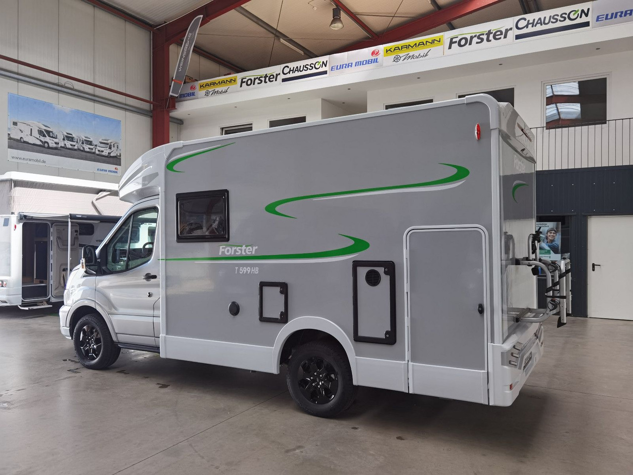 Forster T 599 HBN COUPÈ /-2025-/165PS / SILVER - EDITION - موتر هوم شبه متكامل: صور 5 Forster T 599 HBN COUPÈ /-2025-/165PS / SILVER - EDITION - موتر هوم شبه متكامل: صور 5