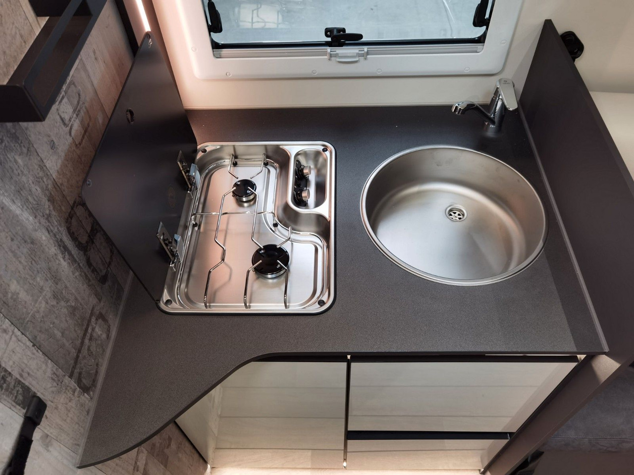 موتر هوم شبه متكامل Forster T 639 LF /-2026- / 165 PS-8G / HUBBETT & RAUMBAD: صور 18