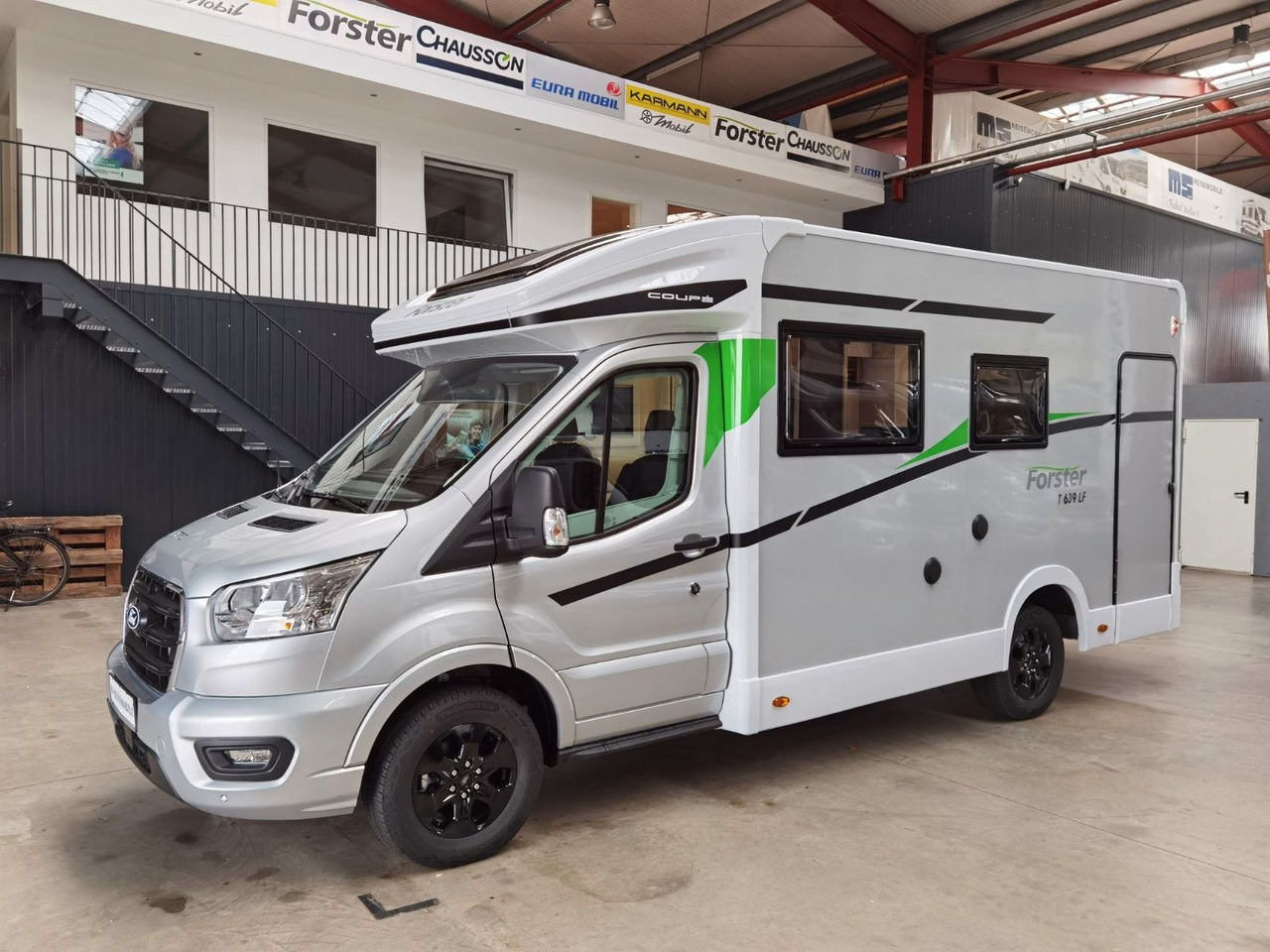 موتر هوم شبه متكامل Forster T 639 LF /-2026- / 165 PS-8G / HUBBETT & RAUMBAD: صور 6