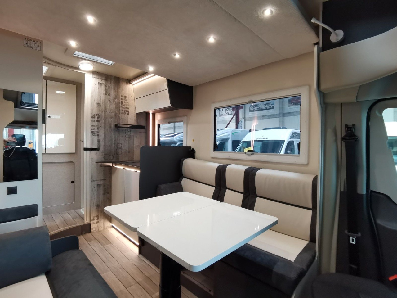 موتر هوم شبه متكامل Forster T 639 LF /-2026- / 165 PS-8G / HUBBETT & RAUMBAD: صور 14