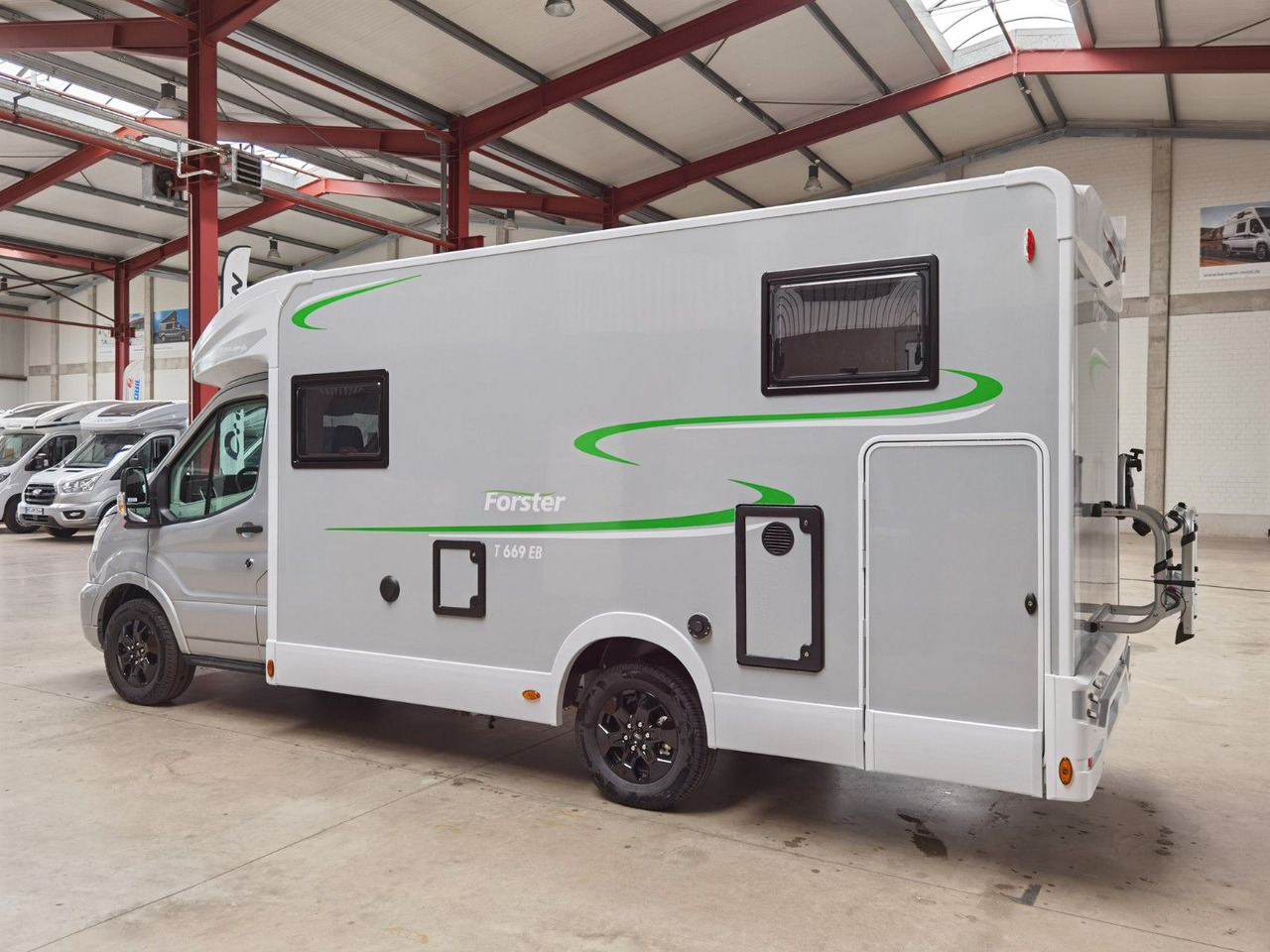 Forster T 669 EBN COUPÈ / 165PS-DSG / SILVER - EDITION - موتر هوم شبه متكامل: صور 5 Forster T 669 EBN COUPÈ / 165PS-DSG / SILVER - EDITION - موتر هوم شبه متكامل: صور 5