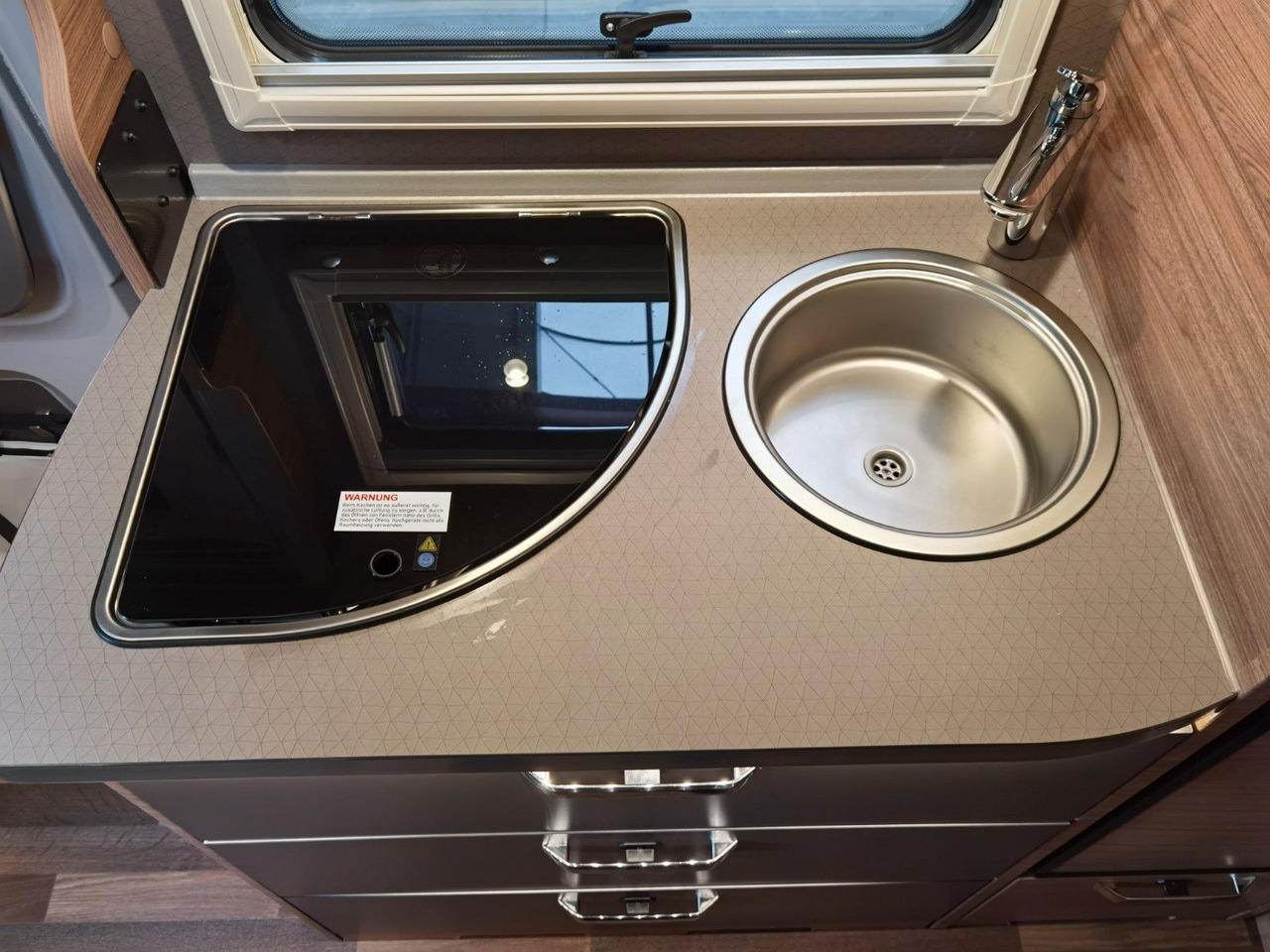 موتر هوم شبه متكامل Weinsberg CARACOMPACT 600 MEG PEPPER / MODELL 2026: صور 18