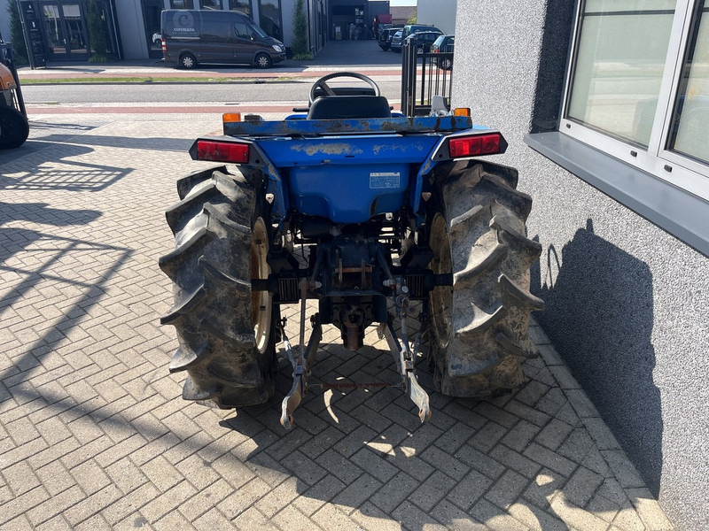 جرار صغير Iseki TA 275 F: صور 8