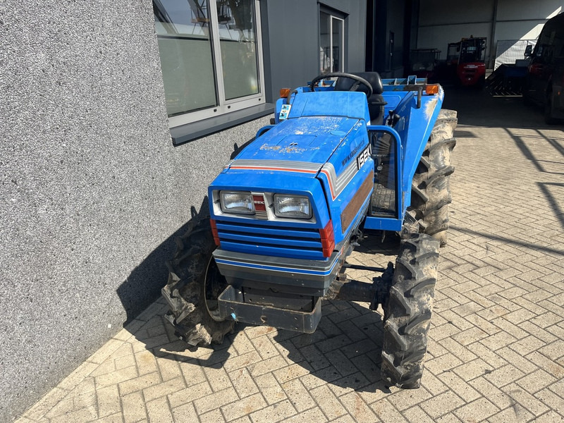 Iseki TA 275 F - جرار صغير: صور 2 Iseki TA 275 F - جرار صغير: صور 2