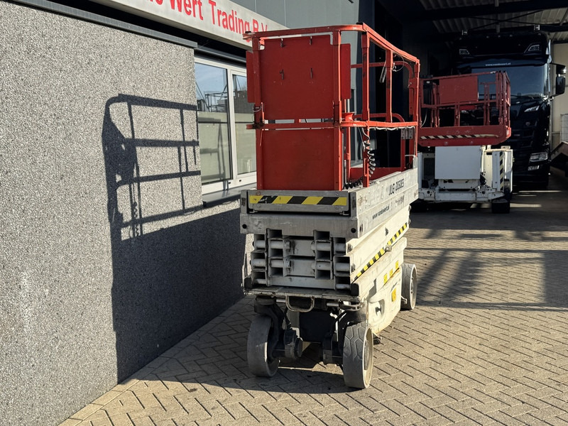 JLG 2030ES Schaarhoogwerker / Scissor lift 8Meter Werkhoogte 2014 Elektrisch - رافعات مقصية: صور 4 JLG 2030ES Schaarhoogwerker / Scissor lift 8Meter Werkhoogte 2014 Elektrisch - رافعات مقصية: صور 4