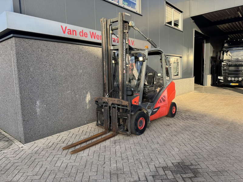 Linde H30D-02 Duplo 450 Sideshift / Vorkversteller VW Diesel 2014 - رافعة شوكية ديزل: صور 3 Linde H30D-02 Duplo 450 Sideshift / Vorkversteller VW Diesel 2014 - رافعة شوكية ديزل: صور 3