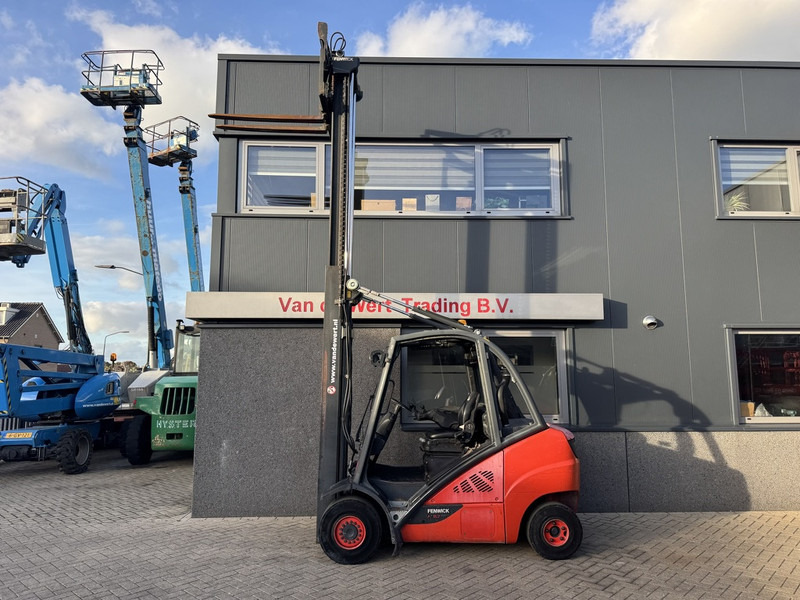 Linde H30D-02 Duplo 450 Sideshift / Vorkversteller VW Diesel 2014 - رافعة شوكية ديزل: صور 5 Linde H30D-02 Duplo 450 Sideshift / Vorkversteller VW Diesel 2014 - رافعة شوكية ديزل: صور 5