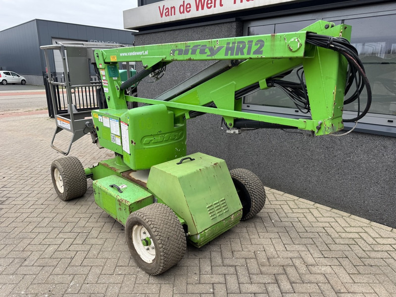 Niftylift HR12NDE Knikarmhoogwerker / Arbeitsbuhne HYBRIDE Kubota diesel 4x2 2014 - رافعات سلة مفصلية: صور 4 Niftylift HR12NDE Knikarmhoogwerker / Arbeitsbuhne HYBRIDE Kubota diesel 4x2 2014 - رافعات سلة مفصلية: صور 4