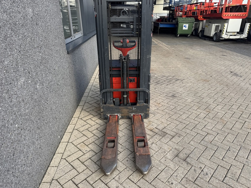 Onbekend - معدات تكديس: صور 4 Onbekend - معدات تكديس: صور 4